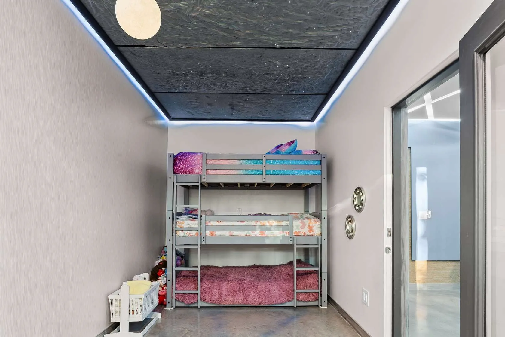 Kids bedroom with custom built-in bunk beds