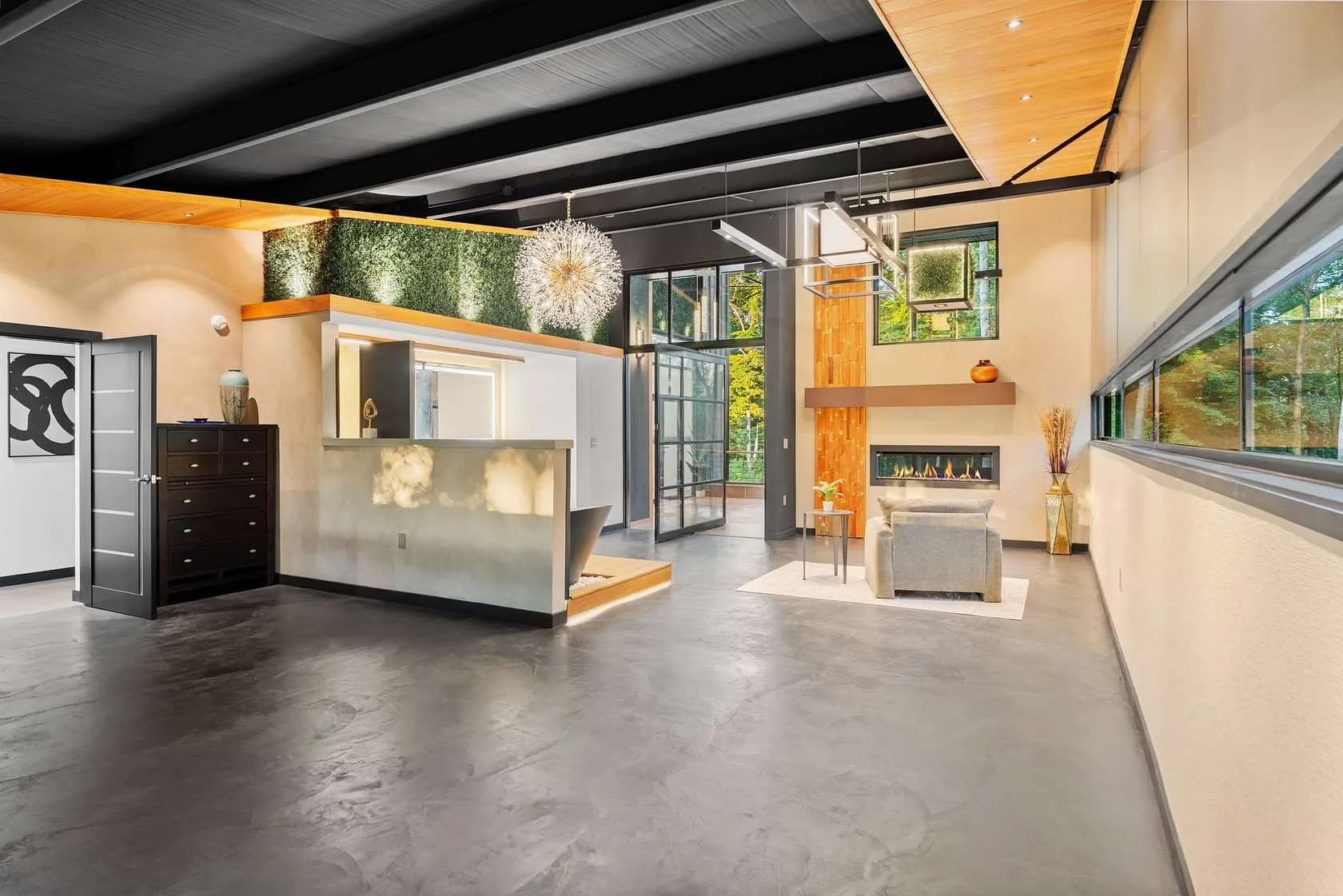 Spacious master suite with sitting area